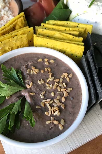 Dip de porotos negros