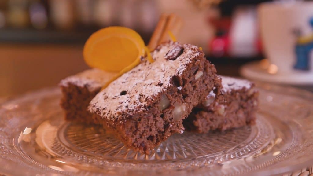 Brownie de porotos negros, cacao y naranja