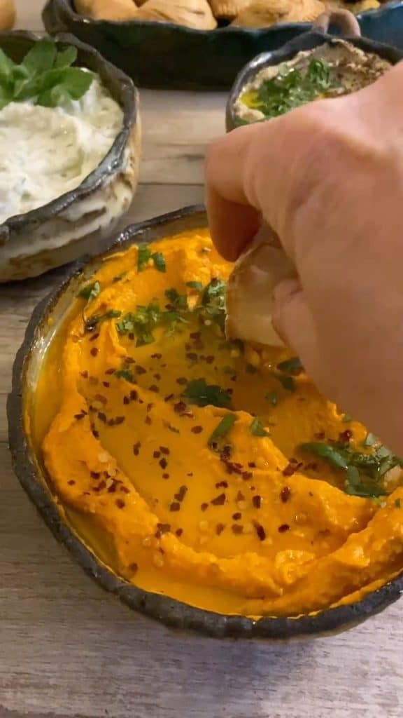 Dip de zanahoria, pimentón y porotos blancos